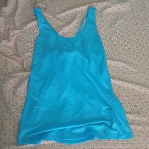 Perforated crisscross back tank top